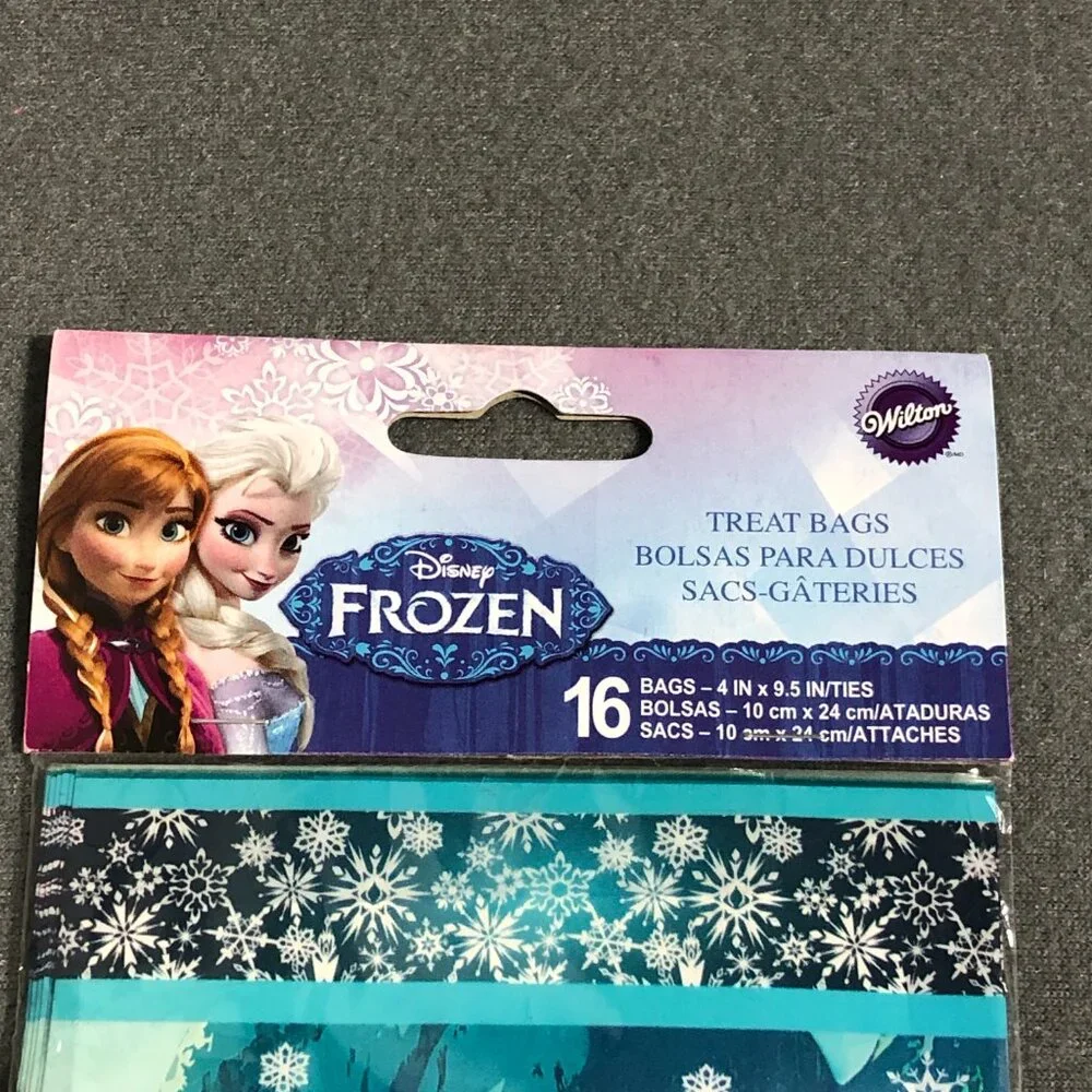 Wilton Disney FROZEN Treat Bags Party Bags Elsa Anna Olaf Lot of 2